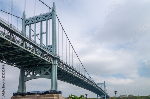 Cuadro en lienzo The Triborough Bridge, Robert F