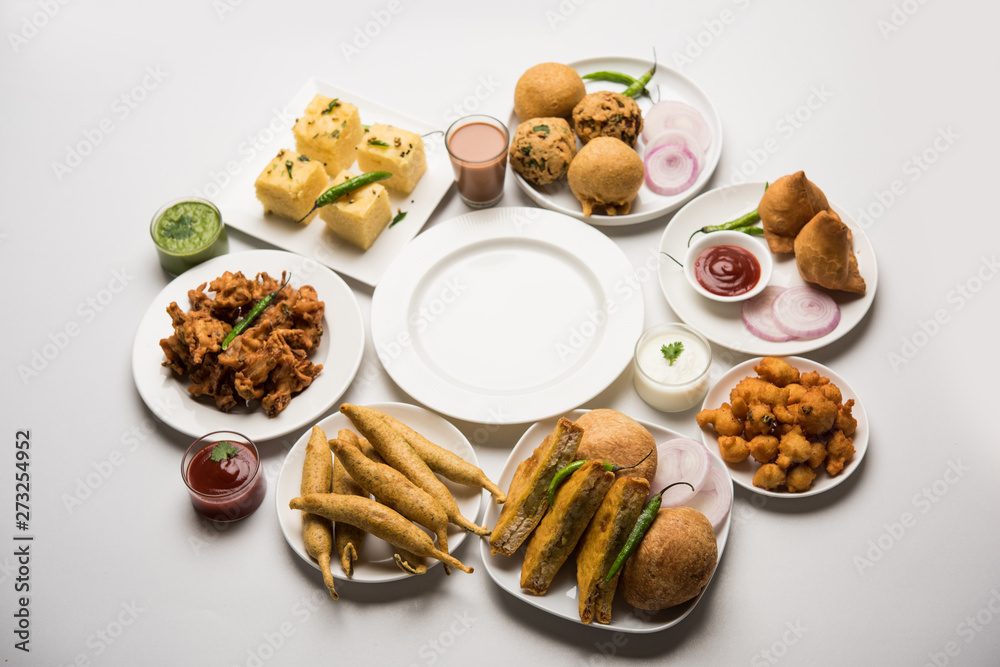Indian Tea time snacks in group includes Veg Samosa, Kachori/kachaudi