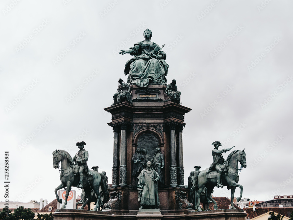 Empress Maria Theresia monument at Maria-Theresien-Platz, Kunsthistorisches Museum