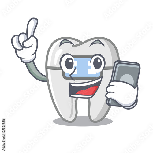 With phone braces in the character gear box