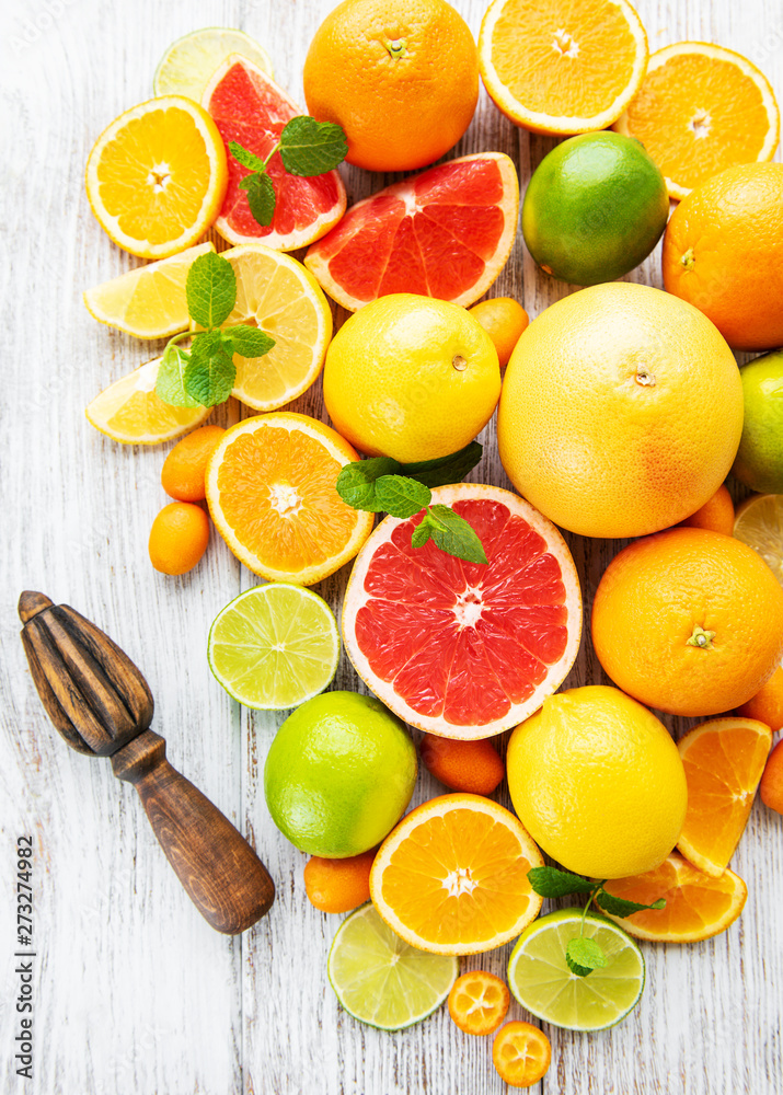 Fresh citrus fruits Fresh citrus fruits