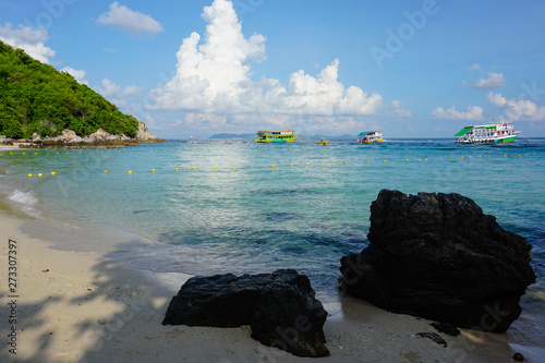 koh larn island tropical beach in pattaya city Thailand
