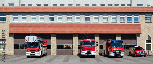 Photos FIRE BRIGADE - Rescue vehicles in front of the fire station building in Kolobrze