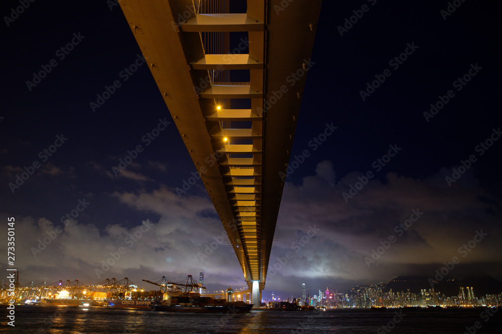 Stonecutters Bridge at night 06