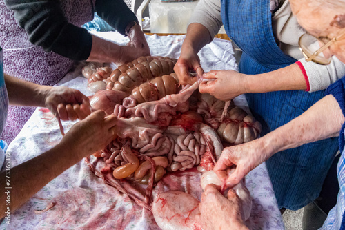фотографія organs from Pig slaughter