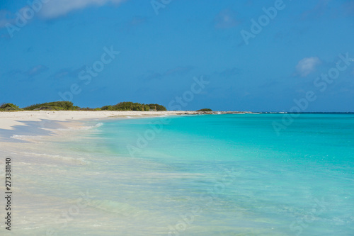 Fototapeta Naklejka Na Ścianę i Meble -  Tropical beach background