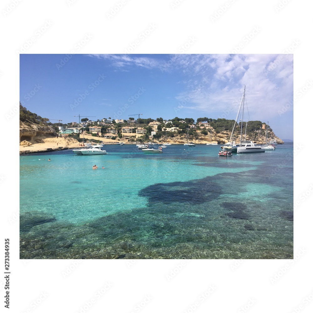 Obraz premium view of an island in mediterranean sea