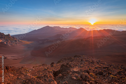 Photographie Sunrise at Haleakala Crater, Maui, Hawaii, USA