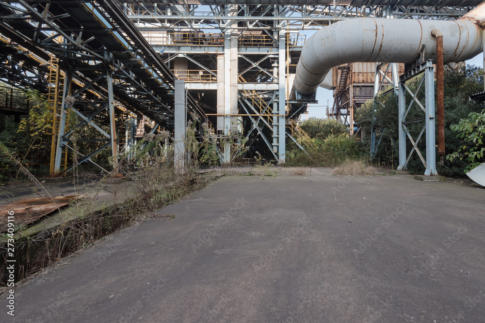 Asphalt concrete flooring and factory buildings Asphalt concrete flooring and factory buildings
