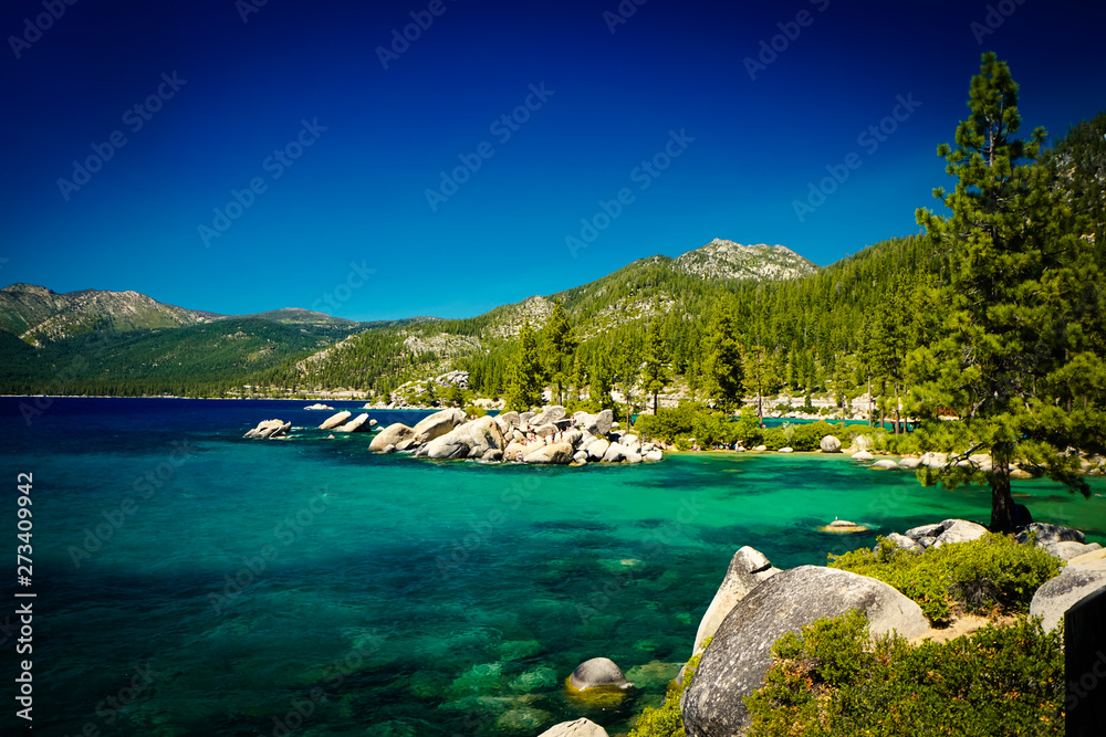 Fototapeta premium Lake Tahoe - Sand Harbor