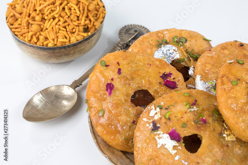 mawa kachori photo