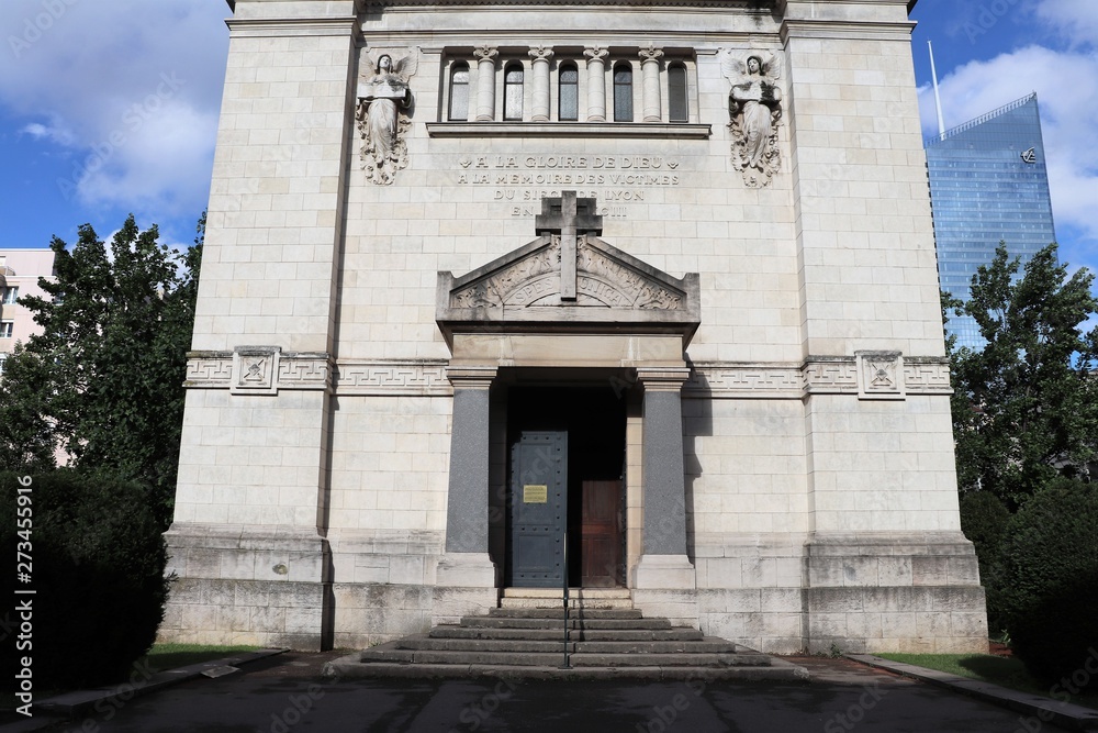 Ville de Lyon - Chapelle Sainte Croix inaugurée en 1901