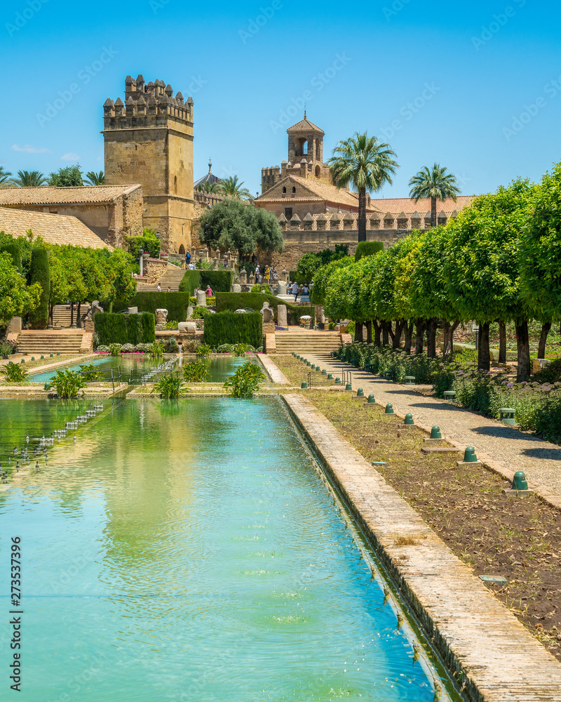 Φωτογραφία The beautiful Alcazar de los Reyes Cristianos (Alcazar of the Christian Monarchs) in Cordoba, Andalusia, Spain