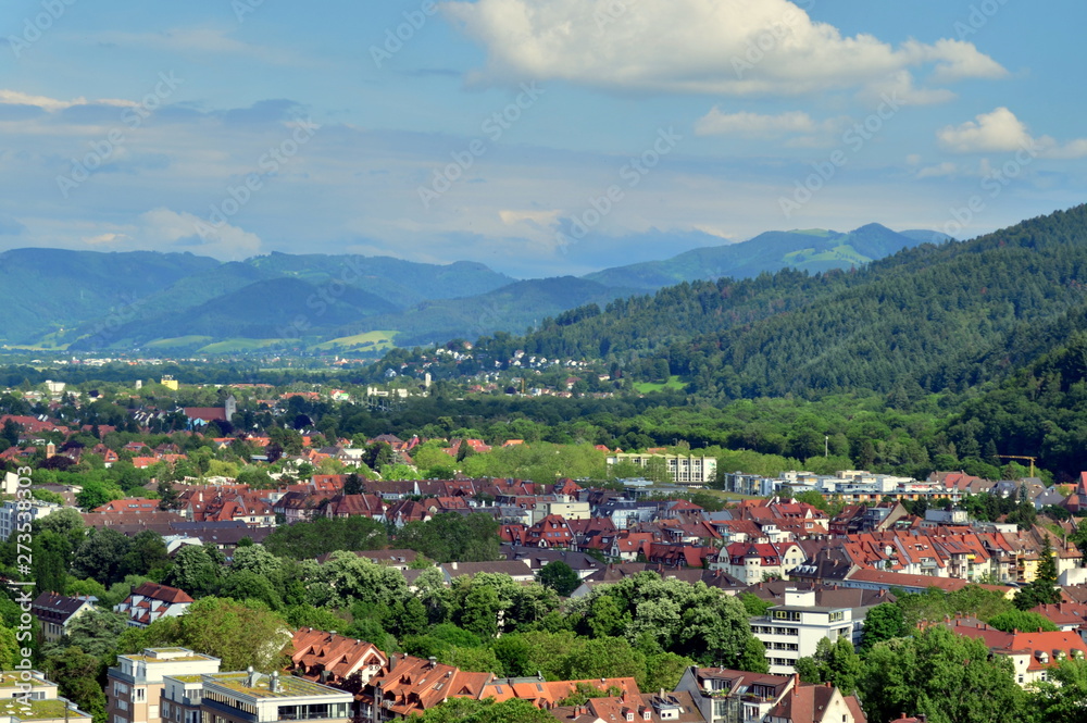 Blick auf Freiburg und das Dreisamtal