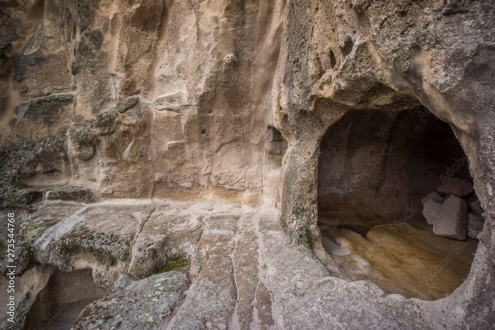cave town vardsia ancient caucasus monastery