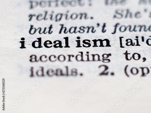 Cuadro en lienzo Dictionary definition of word idealism. Selective focus.