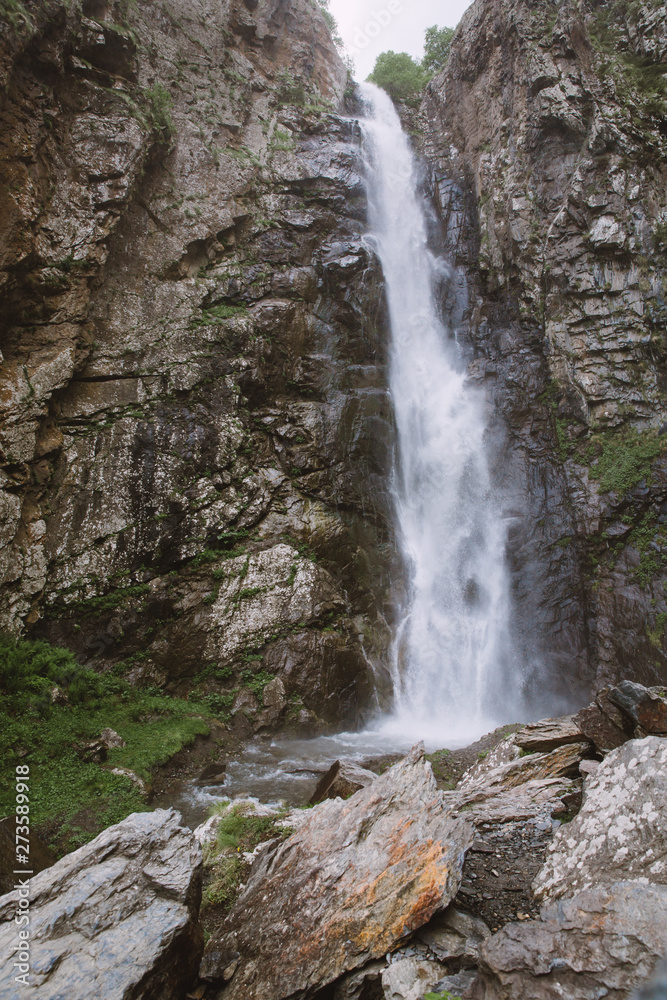 Obraz premium Gveleti big waterfall in Georgia