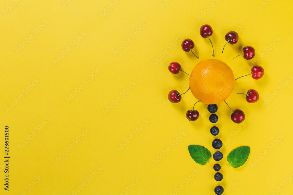 Fototapeta premium Delicious flower made of fruits