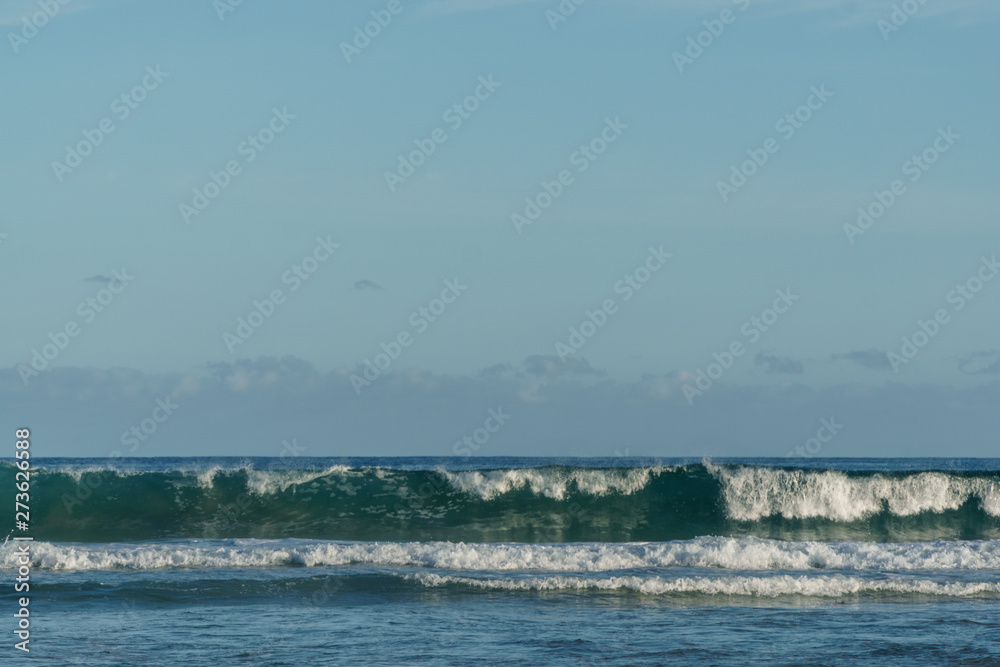 Wellen am Strand von Mimosa Rock Nation Part in NSW Australien