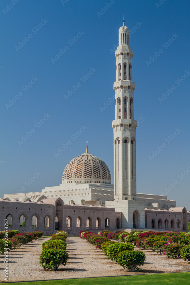 Obraz premium Sultan Qaboos Grand Mosque in Muscat, Oman