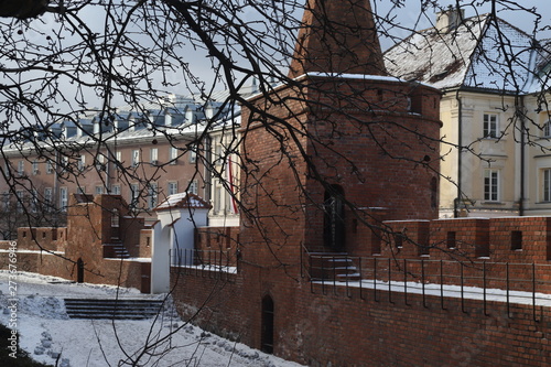 Stare miasto Warszawa zima śnieg #273676946