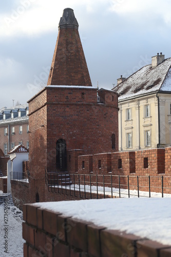 Stare miasto Warszawa zima śnieg #273676968