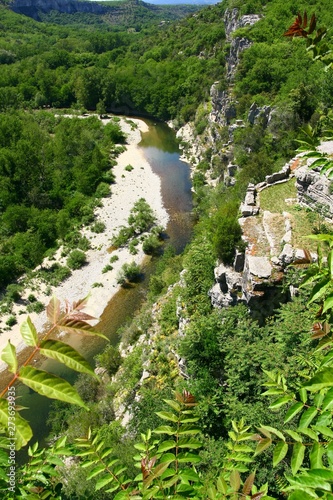 les jardins suspendus du Recatadou à Labeaume en Ardèche photo