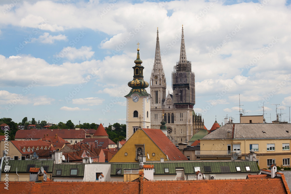 Fototapeta premium Distant view of the Cathedral of the Assumption of Mary in Zagreb, Croatia.