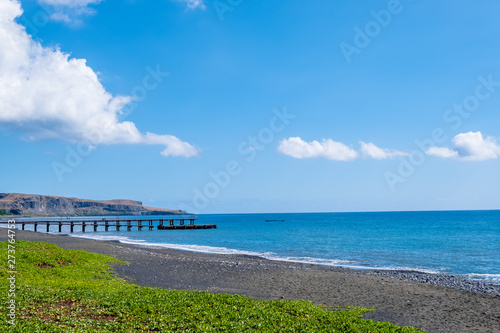 Fototapeta Naklejka Na Ścianę i Meble -  Black Sand Beach, Saint Paul, La Réunion
