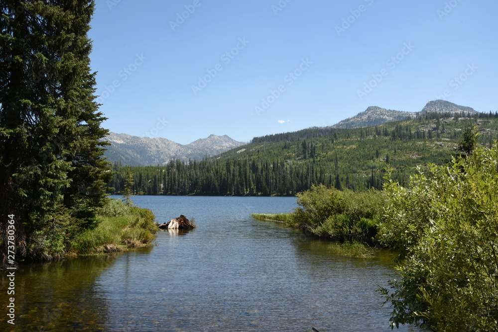 lake in mountains