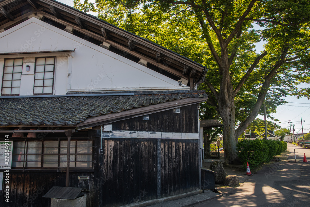 山形県酒田市の山居倉庫をたずねました