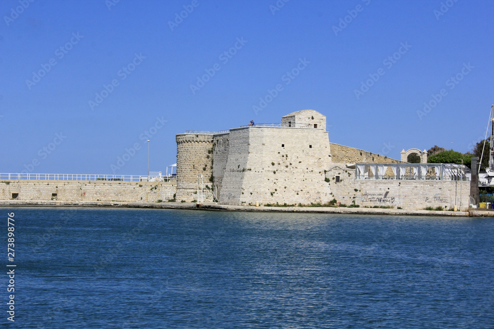 chateau d'Otrante