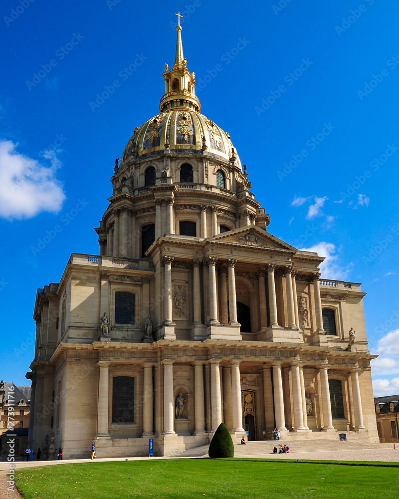 Fototapeta premium a trip to paris france