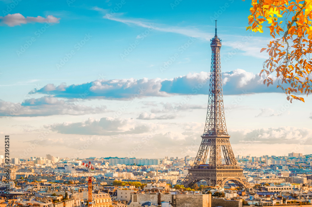 eiffel tour and Paris cityscape