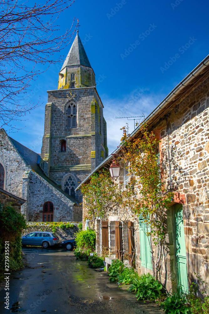Fototapeta premium saint suliac cathedral