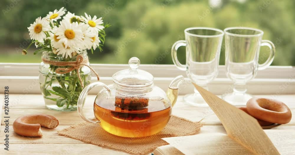 Brewing willow tea Brewing willow tea