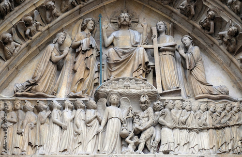 Christ in Majesty  Portal of the Last Judgment  Notre Dame Cathedral  Paris  UNESCO World Heritage Site in Paris  France 