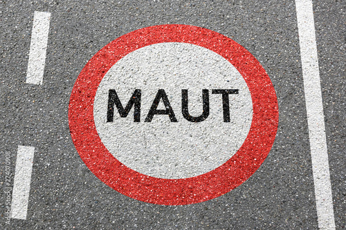 Maut Straße City auf einer Mautstraße bezahlen saubere Luft Maut-Straße Autobahn Schild Zone © Markus Mainka