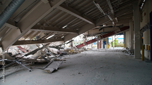 Dismantling Destruction factory rubble Breaking 