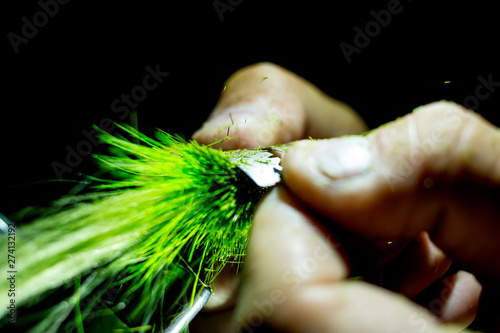 Shaping a Deer Hair Fly photo