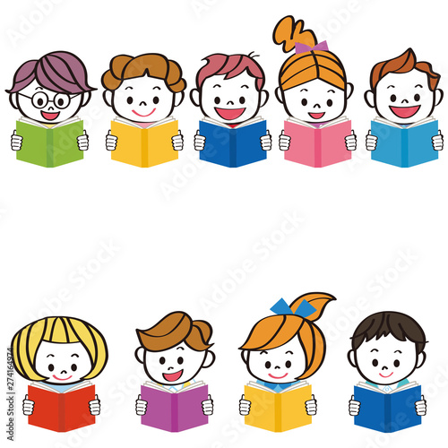 読書や勉強をする子供達