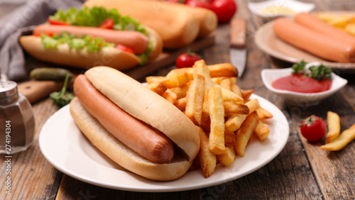 hot dog with french fried