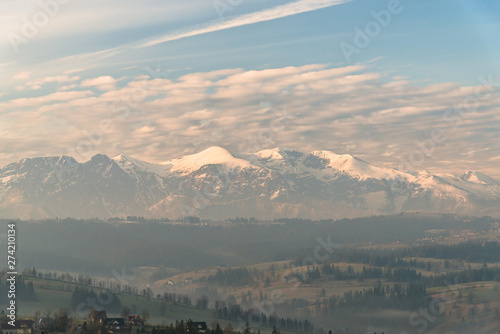 Fototapeta Naklejka Na Ścianę i Meble -  Views on mountains from Bachledowka hill at morning 