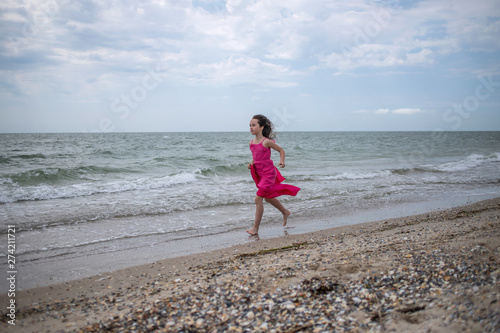 girl on the beach © Liubov Kartashova