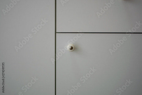 Tongue door, clear, white locker, black line