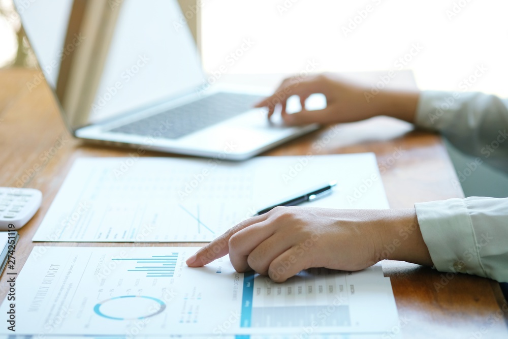 Business People Meeting Design Ideas professional investor working new start up project. Concept. business planning in office