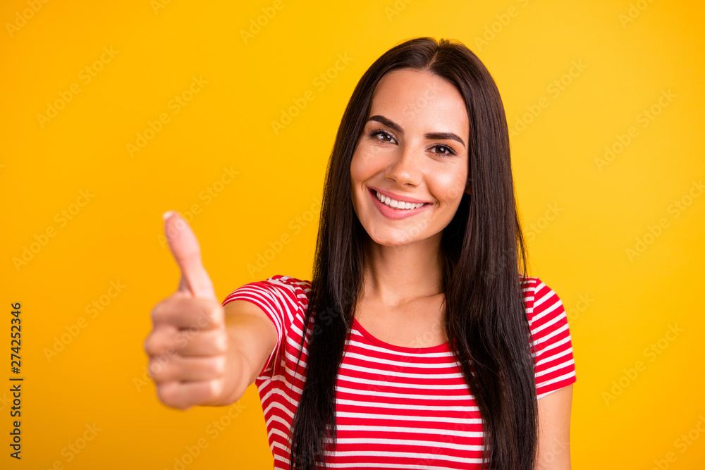 Close up photo of lovely attractive student have ads advise promotion select suggest dressed youth modern clothing isolated yellow colorful background feel positive she her Close up photo of lovely attractive student have ads advise promotion select suggest dressed youth modern clothing isolated yellow colorful background feel positive she her
