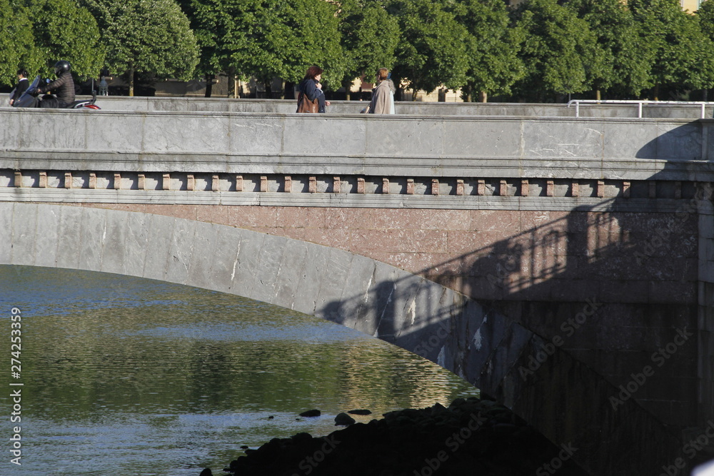 Naklejka premium Urumea river crossing San Sebastian