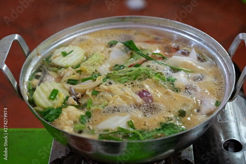 vietnamese handmade hot pot soup