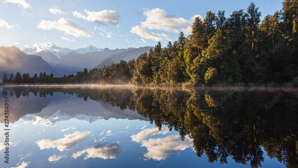 Lake Matheson, South Island, New Zealand